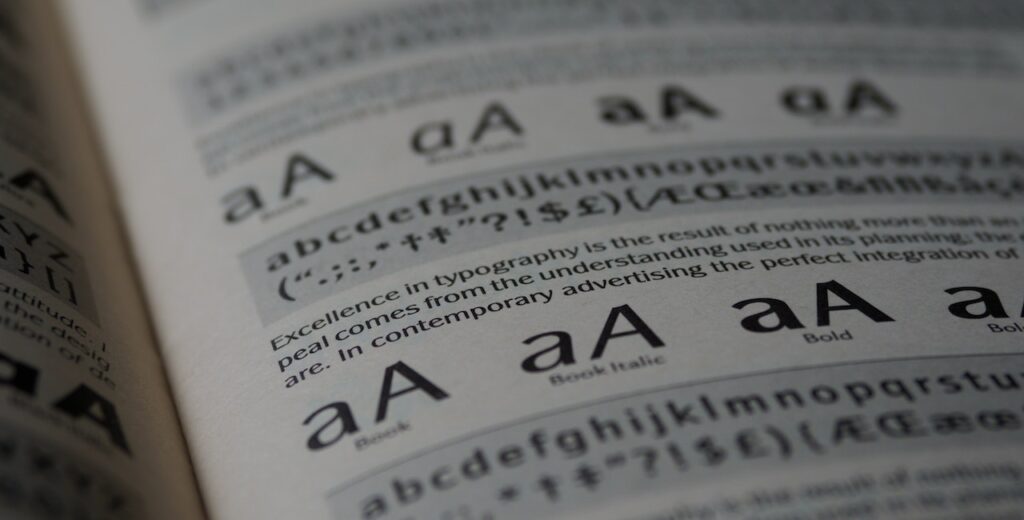 Displaying Available Fonts in Java