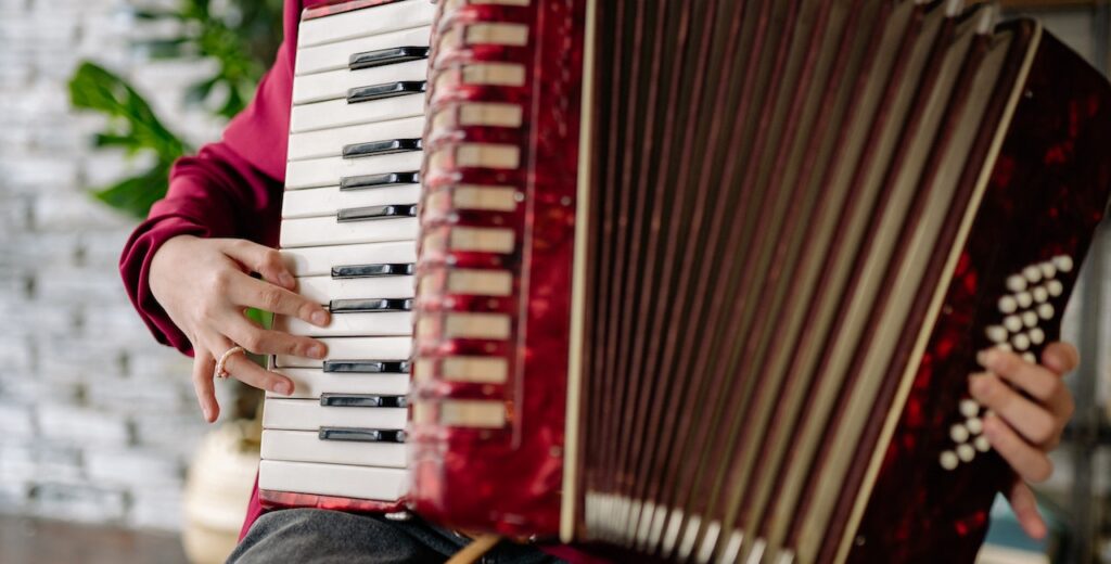 Getting Started with Accordions in JavaFX for Beginners